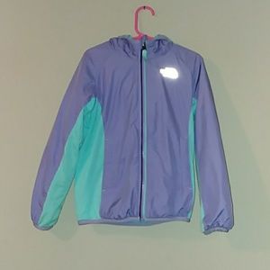 Girls size 6 North Face reversible jacket